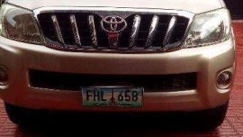 Toyota Hilux G 2011 like new for sale