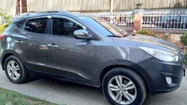 2012 Hyundai Tucson AT Gray SUV For Sale 
