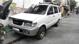 For sale ISUZU CROSSWIND 2001 model