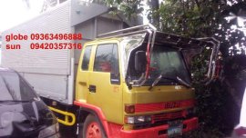 For sale like new Isuzu Forward wing van