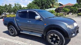Mitsubishi Strada 4X4 like new for sale