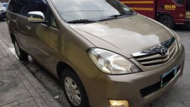 Well-kept Toyota Innova 2010 G A/T for sale in Metro Manila
