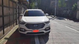Well-kept Hyundai Santa Fe 2016 for sale in Metro Manila