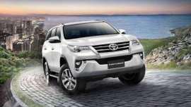 2017 Toyota Fortuner G and V now at 89 k DP for sale