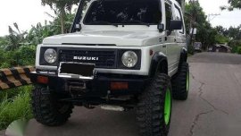 1998 Suzuki Samurai white for sale