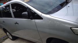 For sale Toyota Innova E manual 2015