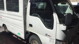 Well-maintained ISUZU NHR 2.8L for sale