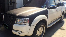 Ford Everest 4x2 2009 A/T like new for sale