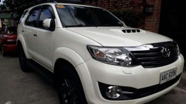 Toyota Fortuner V 4x4 2015 AT White For Sale 