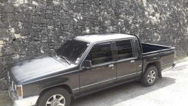 Mitsubishi L200 MT Black Pickup For Sale 
