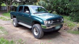 1997 and 2000 Toyota Hilux for sale