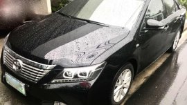 Toyota Camry 2.5V AT 2012 Black For Sale 