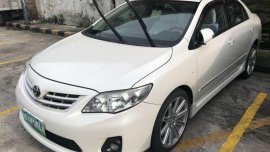 2012 Toyota Corolla Altis 1.6V Automatic White For Sale 
