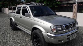 2000 Nissan Frontier for sale 