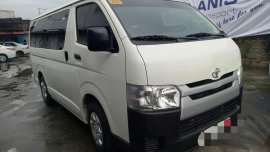 Toyota HiAce Commuter 2015 for sale 