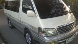 Toyota Hi ace Super Grandia local - 2003 MT for sale