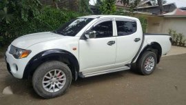 2008 Mitsubishi Strada for sale 