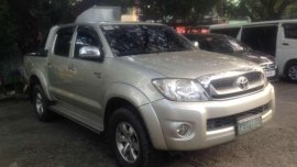 Rush sale Toyota Hilux g manual 2010