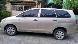 Toyota Innova E Gas Matic 2010 Silver For Sale 