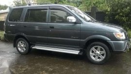Isuzu Crosswind xt 2010 model for sale