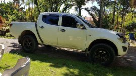 Mitsubishi Strada 4x2 2012 for sale