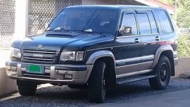 Well-maintained Isuzu Trooper 2000 for sale