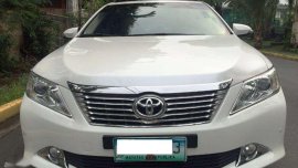 2013 Toyota Camry 2.5 V pearl white for sale