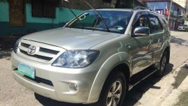 2005 Toyota FORTUNER Gasoline Automatic for sale