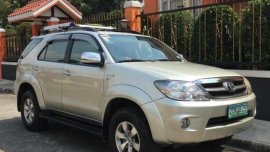 Toyota Fortuner G Gas 4x2 2006 for sale