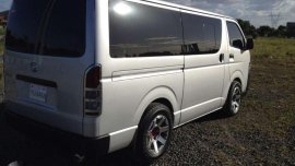 Hiace commuter 2016 model for sale 
