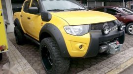 Mitsubishi Strada 2010 for sale 