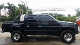 Nissan Pathfinder 4x4 1996 MT Black For Sale 