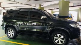 Toyota Fortuner 2007 AT Black SUV For Sale 