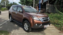 2017 Isuzu Mux LS-A 4x2 MT with only 345km