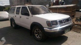 Nissan Frontier Pickup 2001 AT White For Sale 
