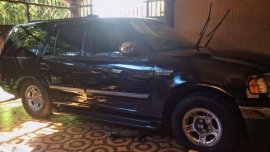 For sale! Ford Expedition 2000 model.