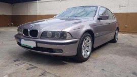 BMW 2002 525i AT Beige Sedan For Sale 