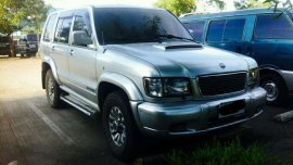 Isuzu Trooper 2003 skyroof for sale
