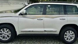 FOR SALE TOYOTA LAND CRUISER 2018 BRANDNEW