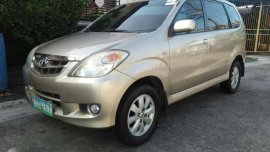 Toyota Avanza 1.5G AT 2011 Beige SUV For Sale 