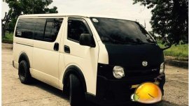 2013 TOYOTA Hiace Commuter FOR SALE