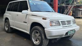 Suzuki Vitara 2000 4x4 AT White For Sale 