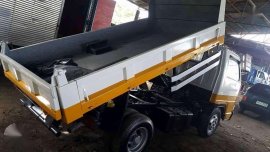 For sale... suzu Giga mini dump 4hf1 engine 2008 model