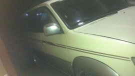 Toyota Revo Model 2000 FOR SALE