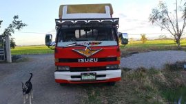 FOR SALE RED Isuzu Elf 14ft