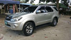 Toyota Fortuner V 2007 FOR SALE