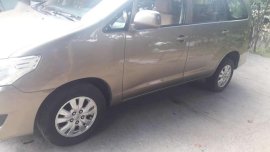 Toyota Innova E AT 2013 model FOR SALE