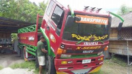 For sale Isuzu Forward 6BDI 2000 model