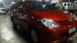 TOYOTA Innova E matic diesel 2011 FOR SALE