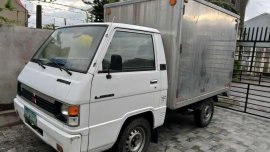 2005 model Mitsubishi L300 FOR SALE